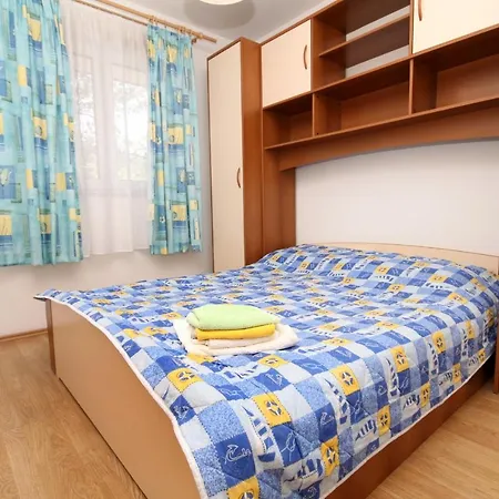 Apartman With A Parking Space Stari Grad, Hvar - 8762